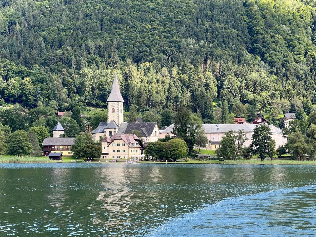 Ferienwohnung Mit Seeblick - Ossiacher See Gerlitzen Sattendorf Extérieur photo